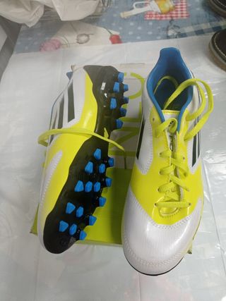 Botas Adidas niño talla 37 