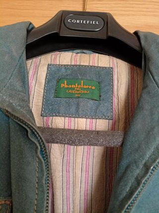 Cazadora de piel azul. Corte americana