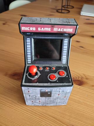 Máquina retro de juegos recreativos