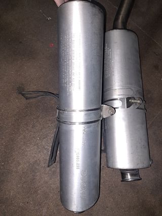 Escape silenciosos  DUCATI 748