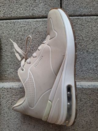 Zapatilla Skechers Plataforma + Cámara de Aire