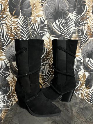 Stivali alti neri 38