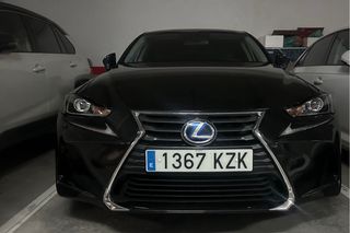 Lexus IS 300h 2019