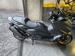 Scooter Tmax tech 560