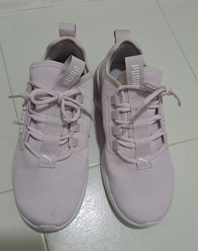 Zapatillas número 37 deportivas marca puma