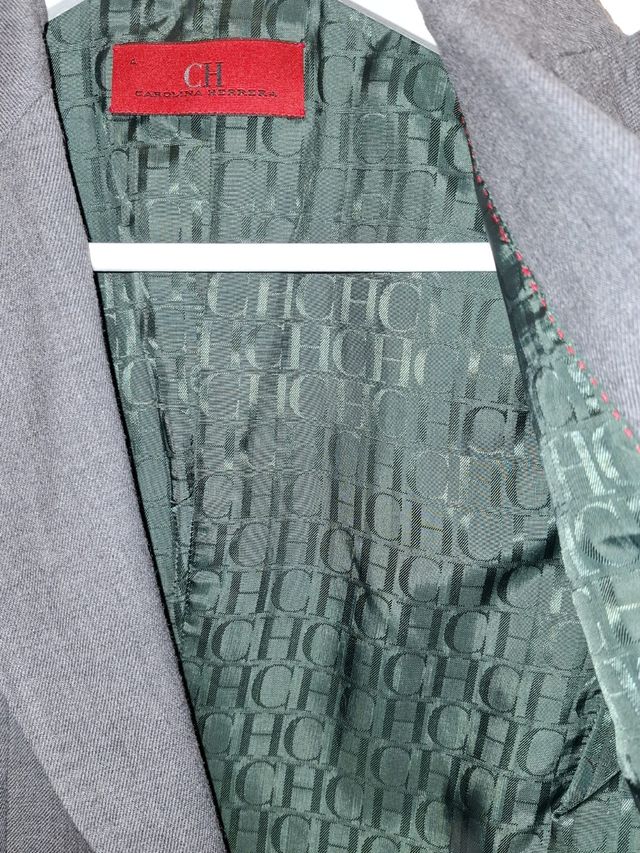 SUPER OFERTA BLAZER CAROLINA HERRERA