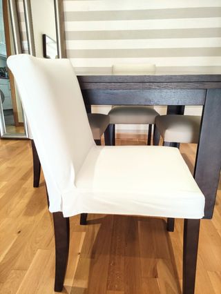 4 Sillas tapizadas y funda El Globo Muebles