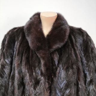 Abrigo tipo visón