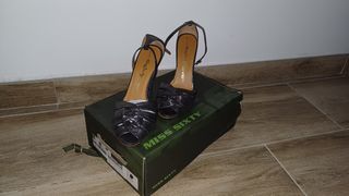 Zapatos tacon miss sixty