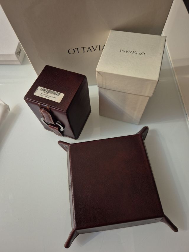 Vuota tasche con porta penne otraviani