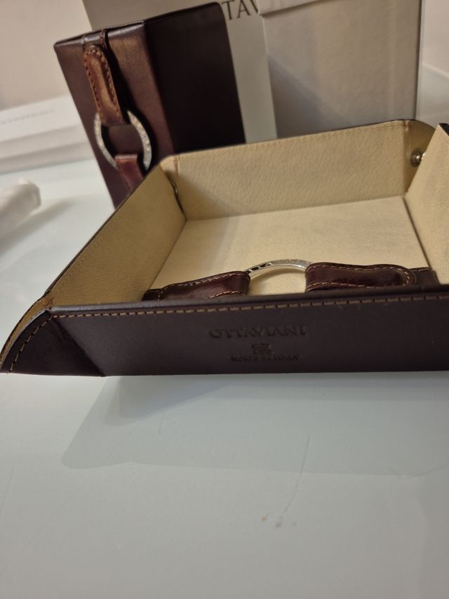 Vuota tasche con porta penne otraviani