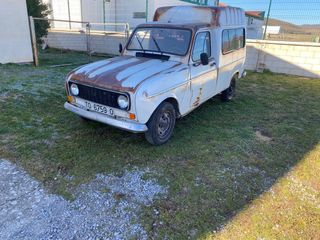 Renault R4 F6 rat style