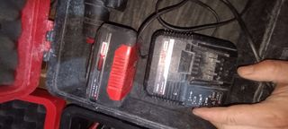 taladro, amoladora y atornillador bateria