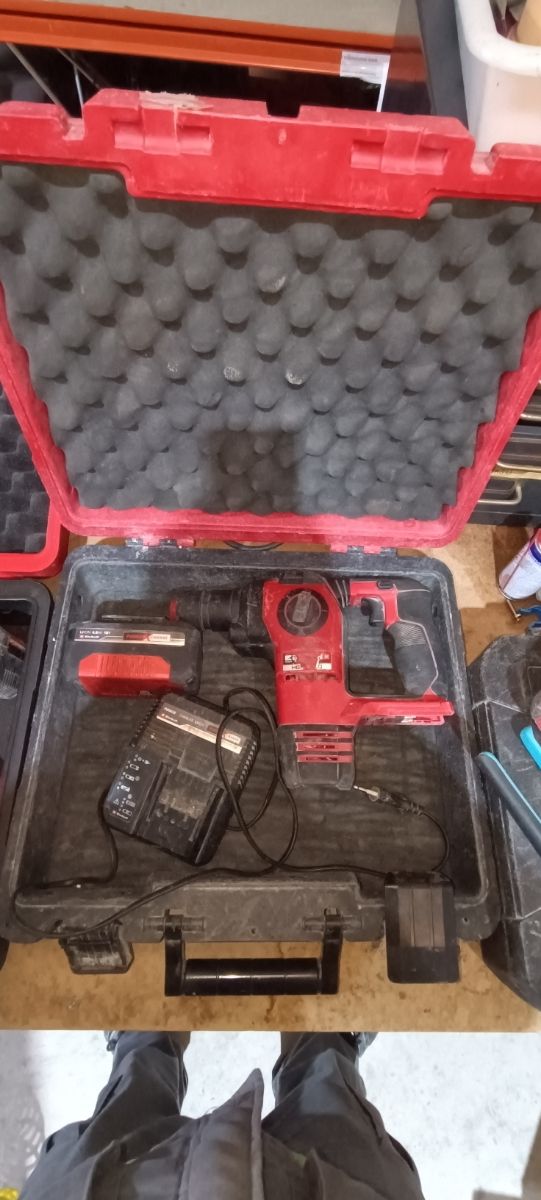 taladro, amoladora y atornillador bateria