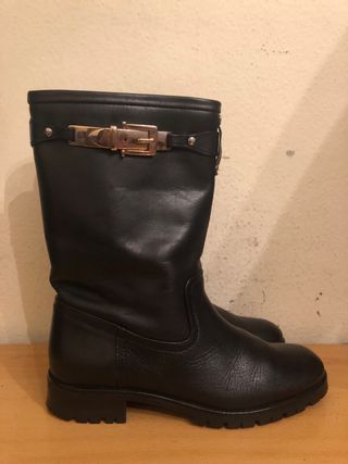 MASSIMO DUTTI  botines piel planos 39