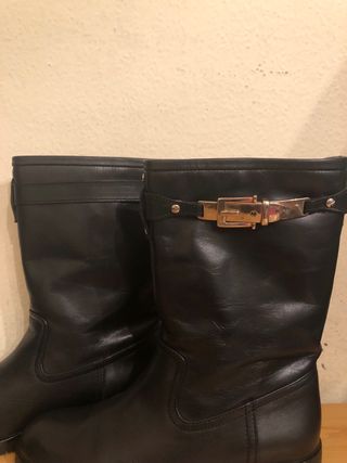MASSIMO DUTTI  botines piel planos 39
