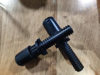 Tornillos volante Logitech G27