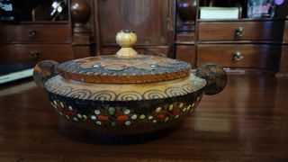 Cuenco de madera artesanal 