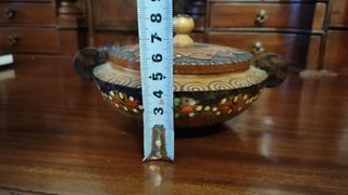 Cuenco de madera artesanal 