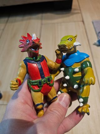 Dinosaucers pvc juguetes 1980