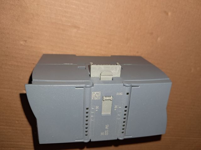 Módulo Siemens SM 1222 DC