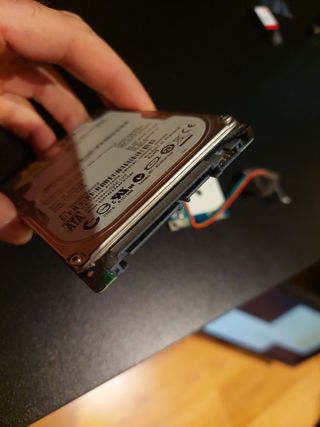 Disco Duro SATA 2,5" 169 Gb y adaptador USB