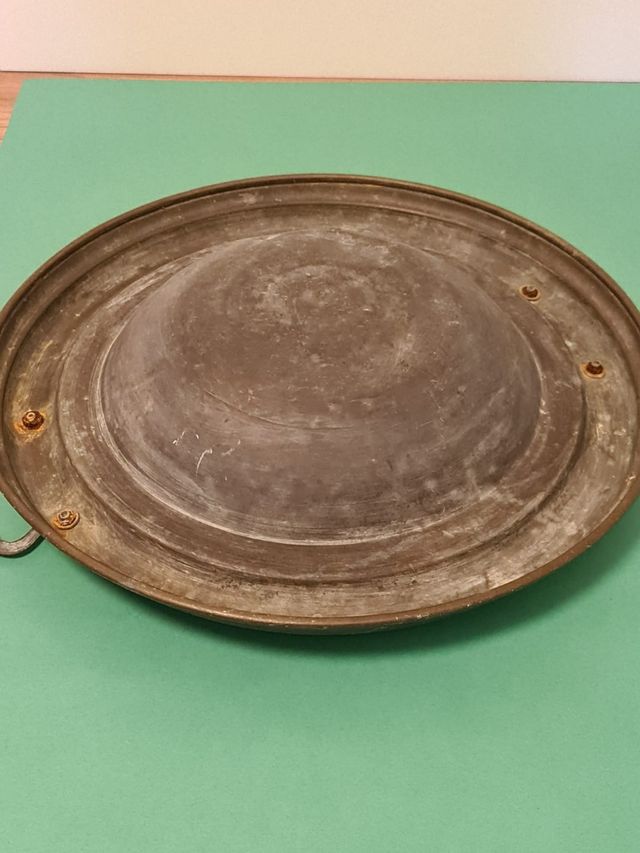 Antiguo plato de brasero