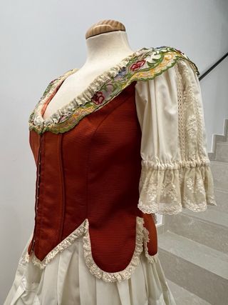 Cuerpo de huertana / fallera