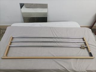 2 letti elettrici articolati.