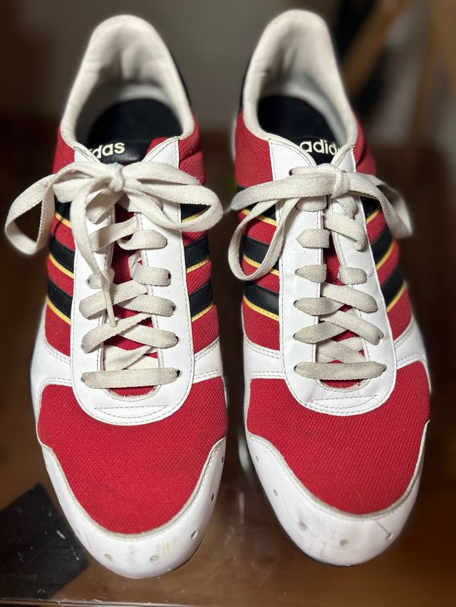 Zapatillas Adidas hombre  rojas y blancas