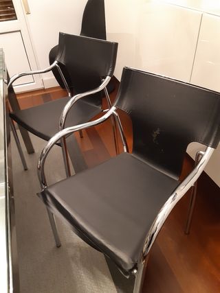 4 sillas de comedor 