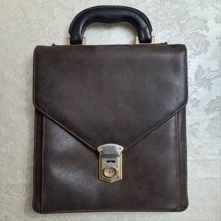 Maletín de piel / cuero