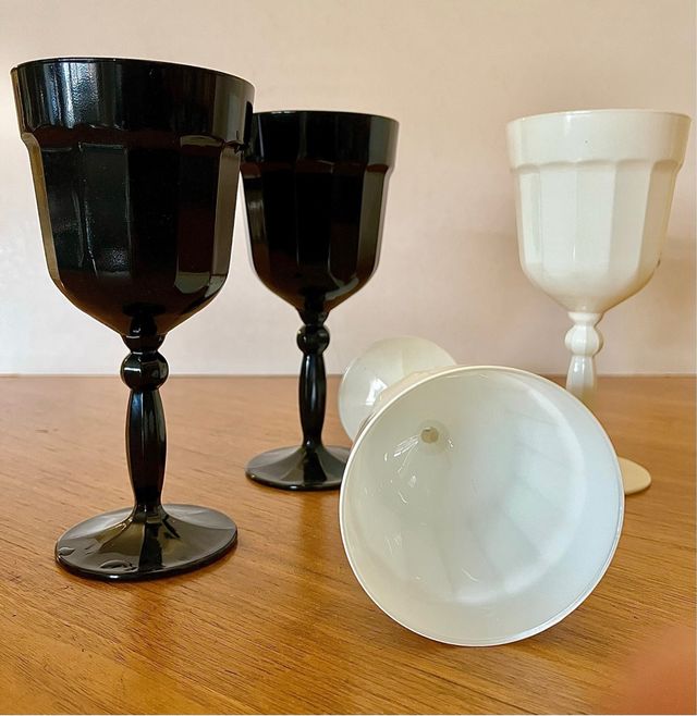 4 bicchieri in vetro bianco/nero