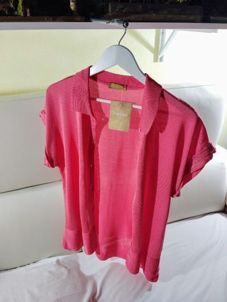 NAULOVER - CON etiqueta - SWEATER . T: L