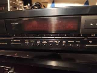 DENON compact disc DCD 960.