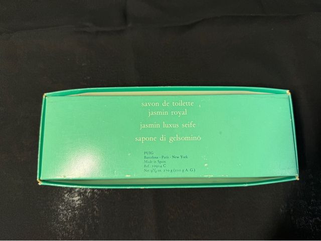 Caja de jabón perfumado vintage Puig