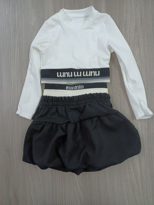 Completo bimba: top e gonna a palloncino