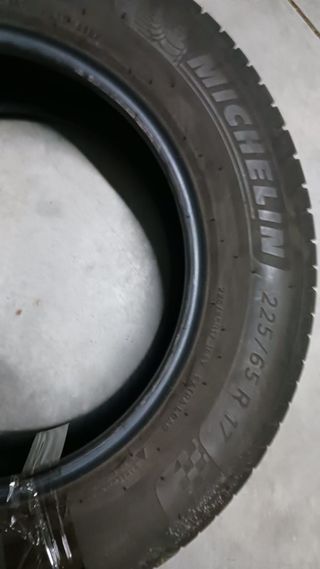 Cobertura de ruedas Michelin