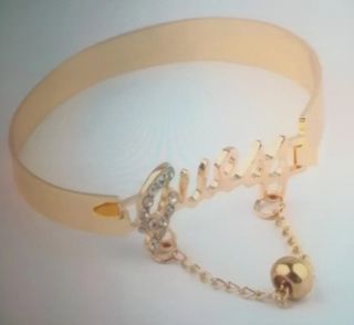Pulsera brazalete doradas Guess 