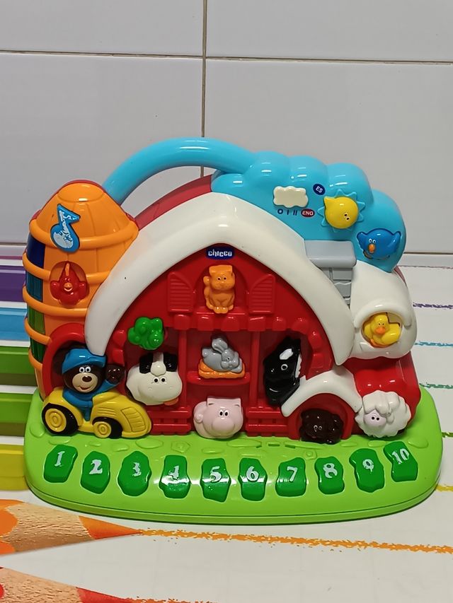 Piano, mesa de actividades bebé