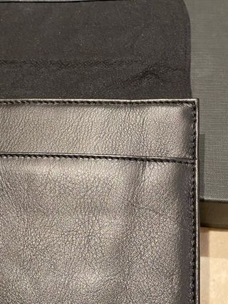 Cartera de piel diseño italiano. Porta documentos