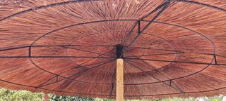 Ombrelli e pergole fatti a mano