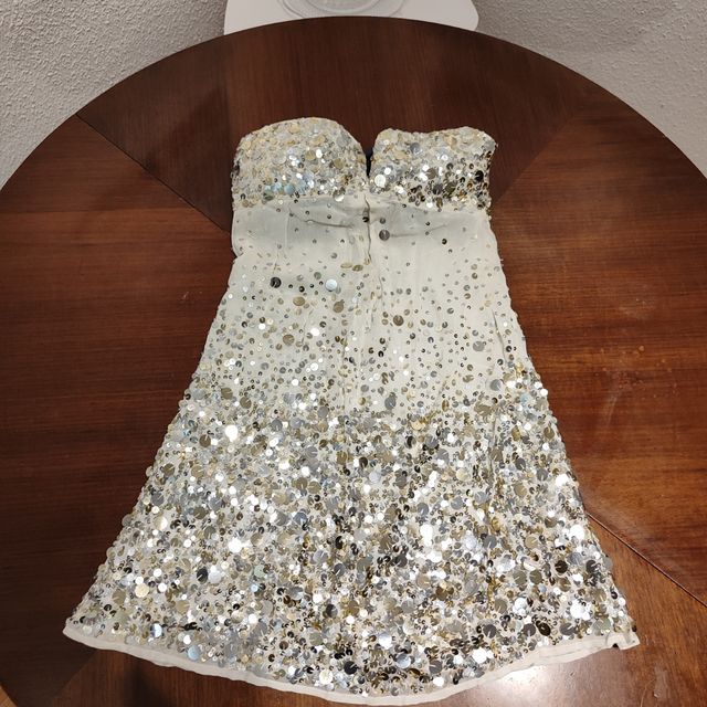 Vestido mini de lentejuelas 