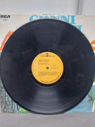 Vinile "Abbracciamoci " - Gianni Morandi