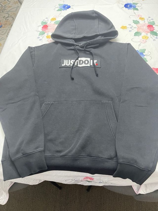 Sudadera negra Nike talla S