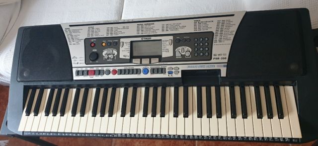 Teclado Yamaha PSR350 