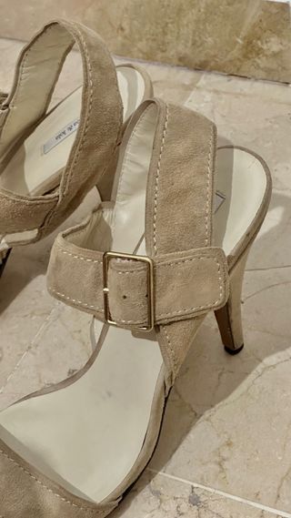 Sandalias de tacon Bimba y lola