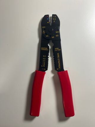 Crimpadora con terminales Lexman