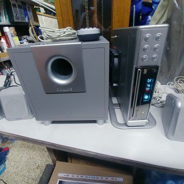 Home Theatre Philips 5 casse + sub