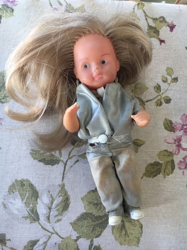 Bambola vintage "Barriguita" di Famosa